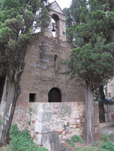 Fotografia de Capella i mas de Sant Pau de la Calçada
