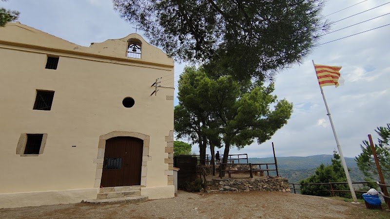 Fotografia de ermita de Sant Pere del Puig
