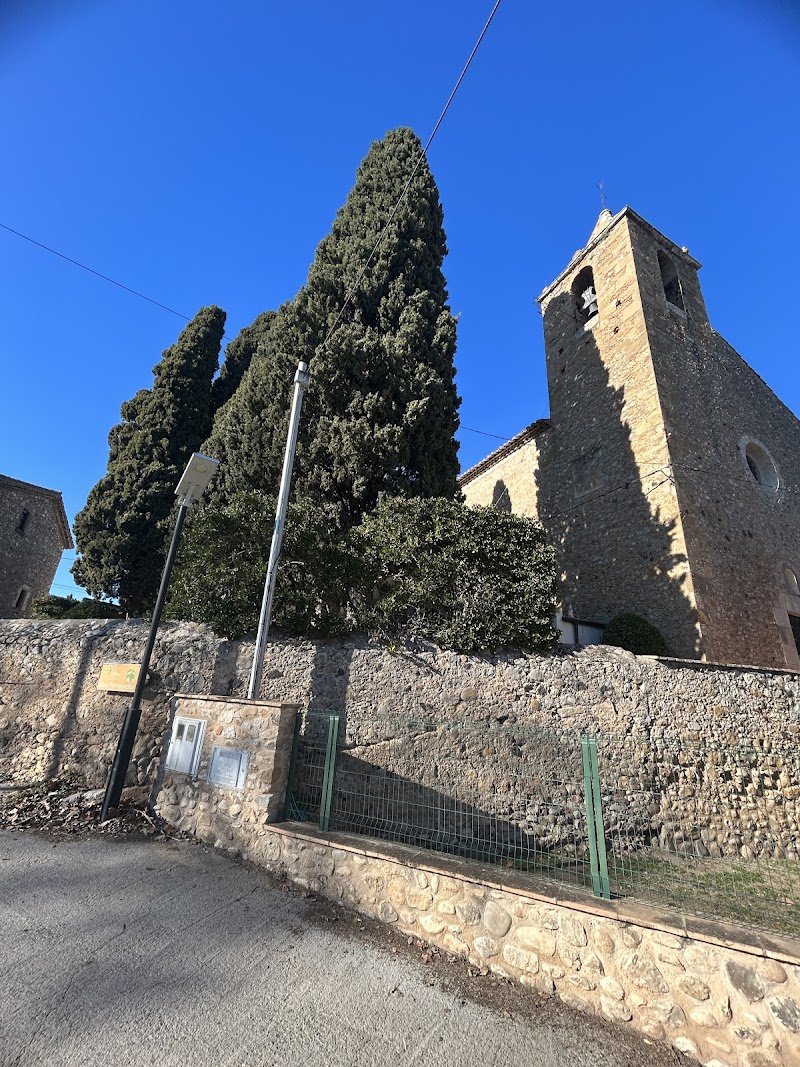 Fotografia de Església de Santa Llogaia de Parets d'Empordà