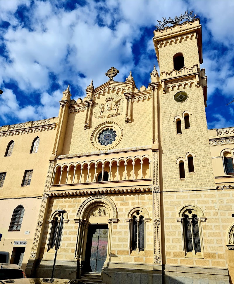 Fotografia de Parròquia de Santa Isabel d'Aragó i Sant Joaquim