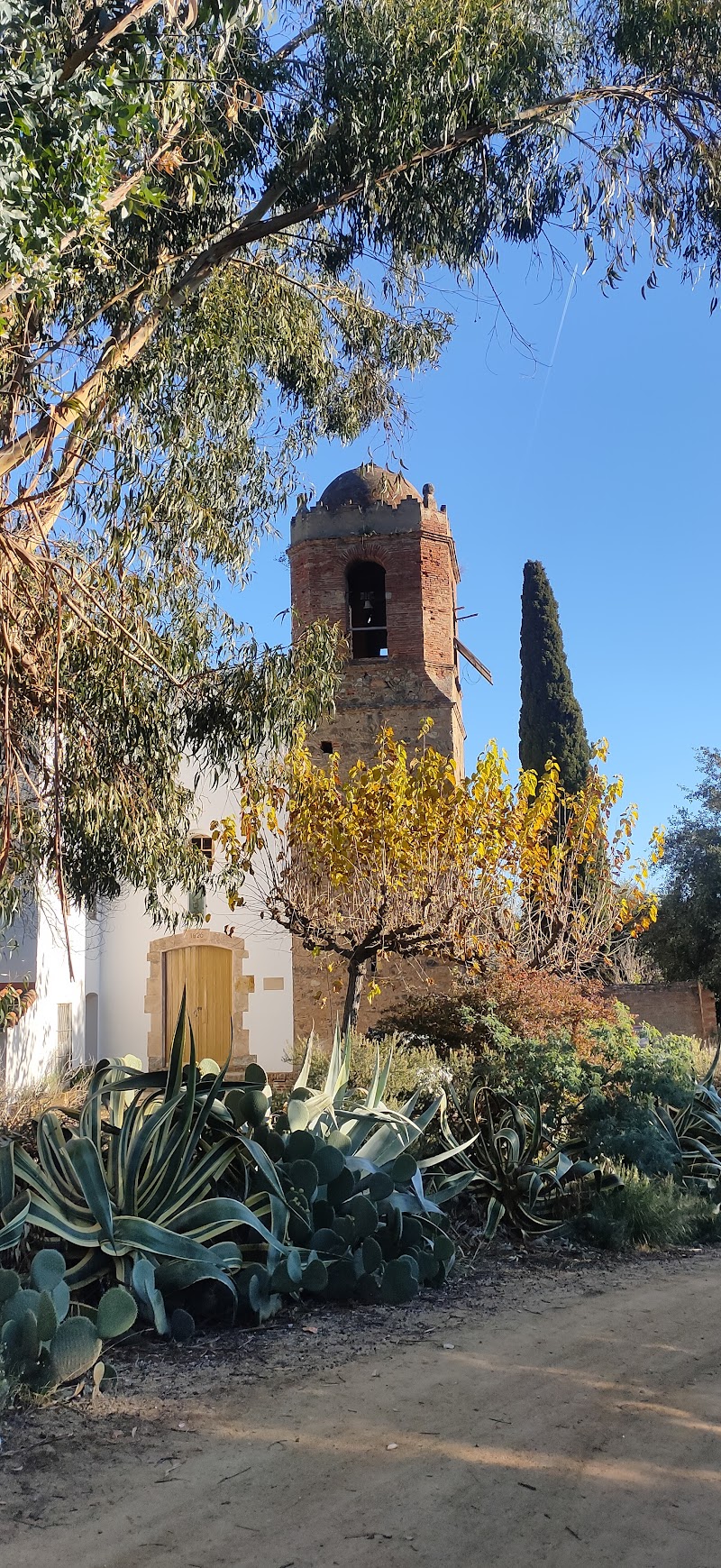 Fotografia de Sant Miquel de Vallmanya